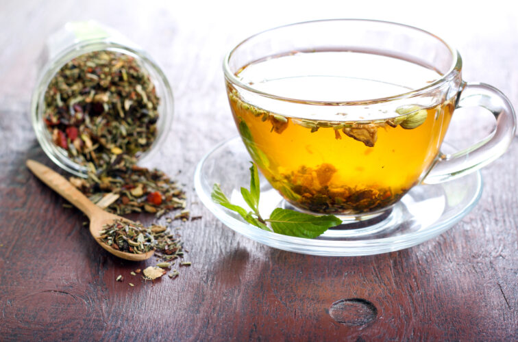 How To Make Herbal Tinctures and Tea