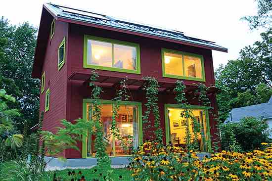 An Impressive Passive Solar Home Design