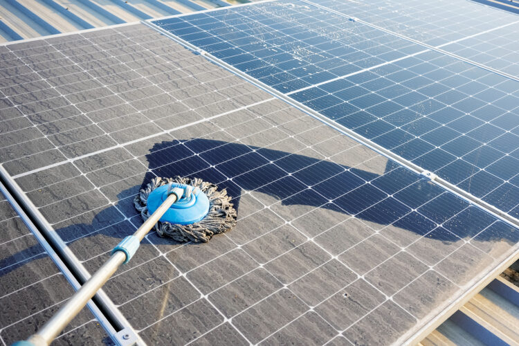Do Solar Panels Need to be Cleaned?